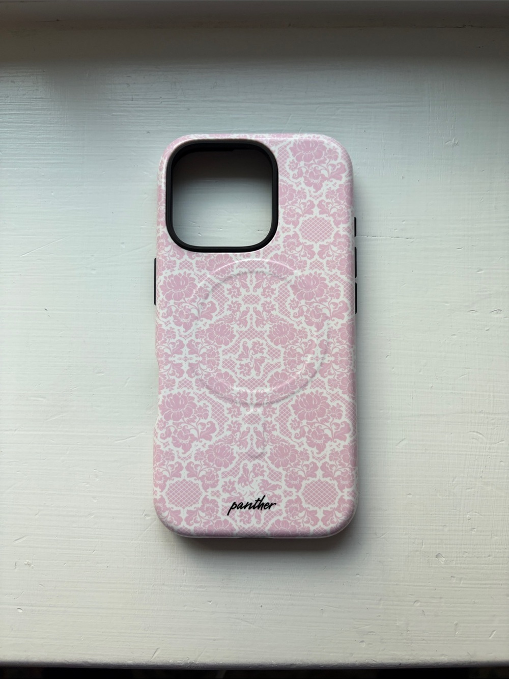 BRAND NEW Lace & Blush magsafe iPhone 16 Pro case